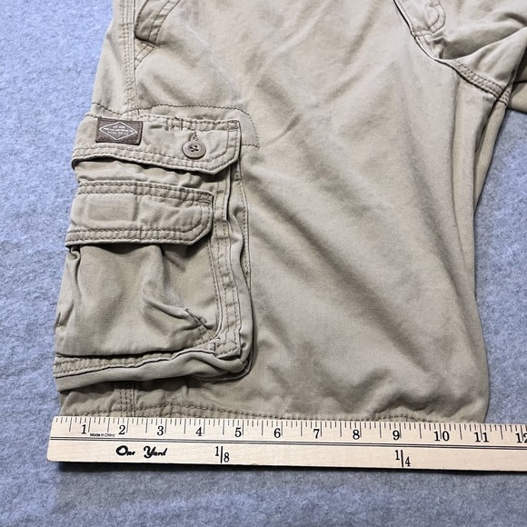 Lee Shorts Mens 30 (32 Tag) Beige Cargo 11" Inseam Midrise Outdoor Canvas - Picture 6 of 10